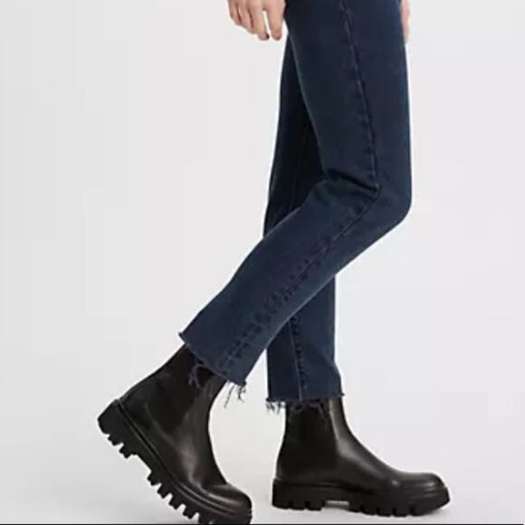 Levi’s Wedgie Fit Ankle Jean Button Fly Dark Blue 24 - Picture 3 of 16